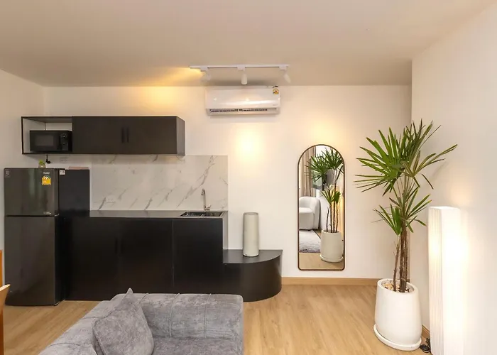 2 Bedrooms For 3 Guest Comfy At Heart Of Silom - 7a Apartamento *